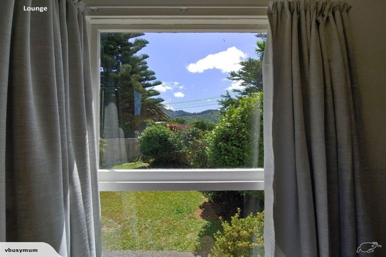 Photo of property in 1 Indus Street, Khandallah, Wellington, 6035