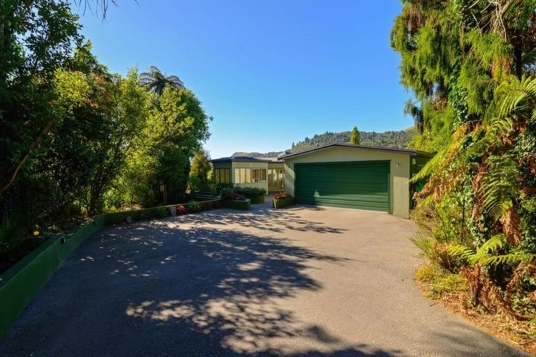 Photo of property in 89 Acacia Road, Lake Okareka, Rotorua, 3076