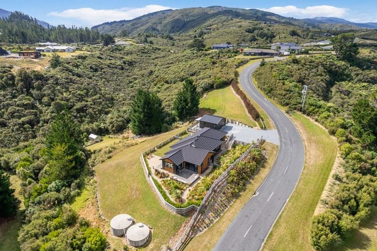Photo of property in 159 Fairview Drive, Birchville, Upper Hutt, 5372