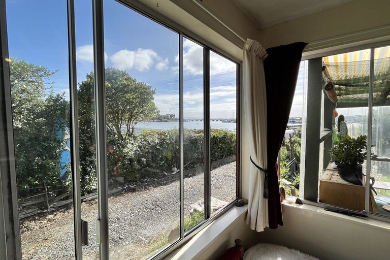 Photo of property in 3 Bay Road, Riverton/aparima, Riverton, 9822