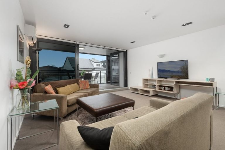 Photo of property in 2-06/424 Maunganui Road, Mount Maunganui, 3116