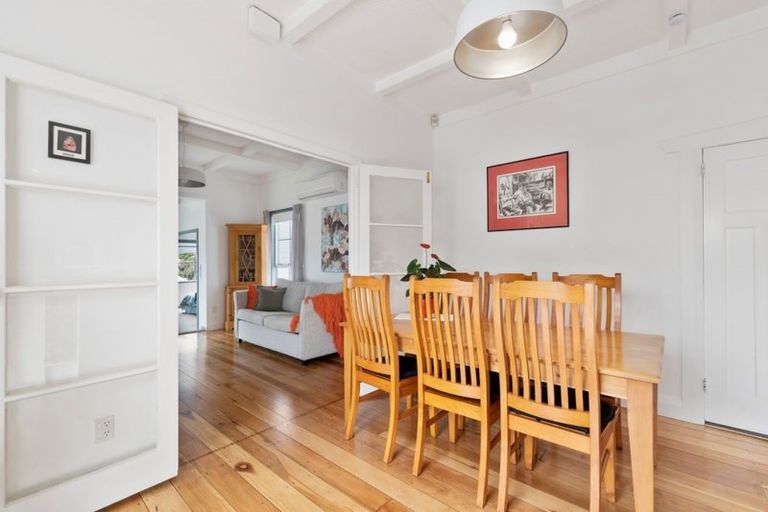 Photo of property in 1/10 Hart Road, Hauraki, Auckland, 0622