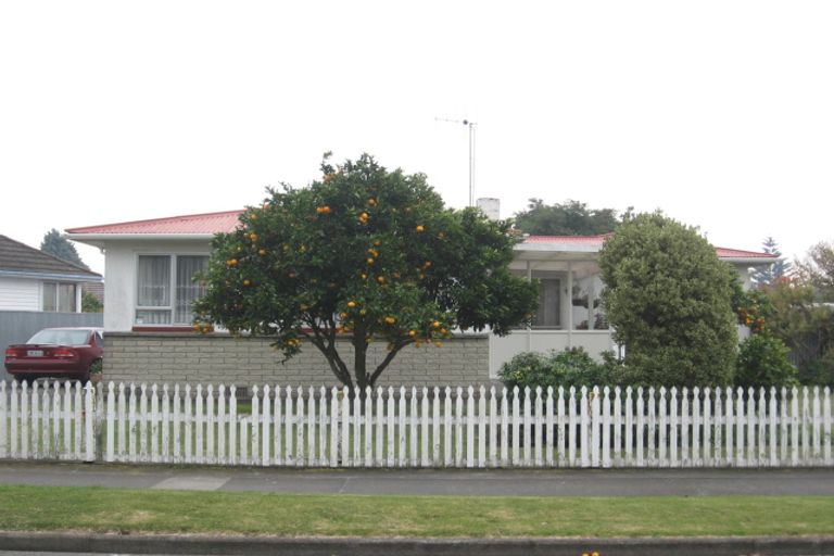 Photo of property in 62 Seddon Crescent, Marewa, Napier, 4110