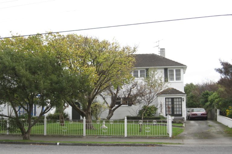 Photo of property in 281 Naenae Road, Naenae, Lower Hutt, 5011