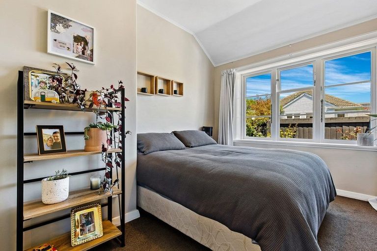 Photo of property in 19 Coopers Road, Dallington, Christchurch, 8061