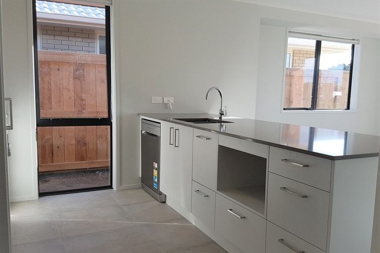 Photo of property in 3 Apostle Mews, Papamoa, 3118