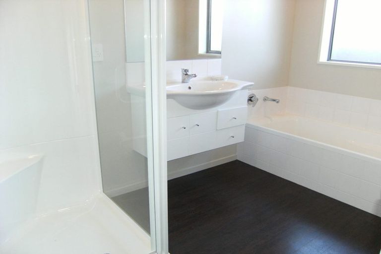 Photo of property in 72 St Lukes Street, Woolston, Christchurch, 8062