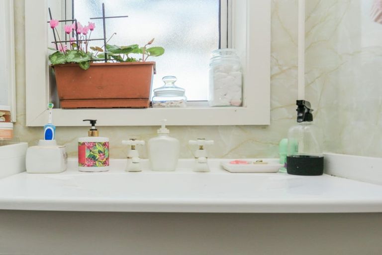 Photo of property in 18 Thompson Street, Greymouth, 7805