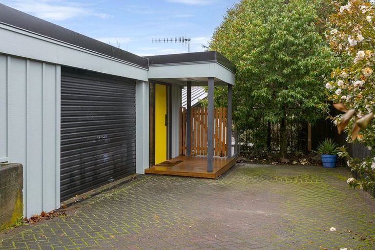 Photo of property in 2/64 Matuku Street, Two Mile Bay, Taupo, 3330