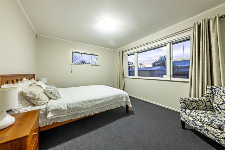 Photo of property in 43a Winthrop Way, Mangere East, Auckland, 2024