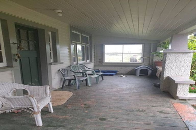 Photo of property in 42 Mangahao Road, Shannon, Palmerston North, 4474