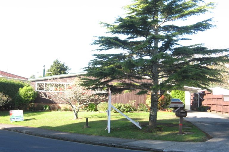 Photo of property in 72 David Avenue, Hillpark, Auckland, 2102