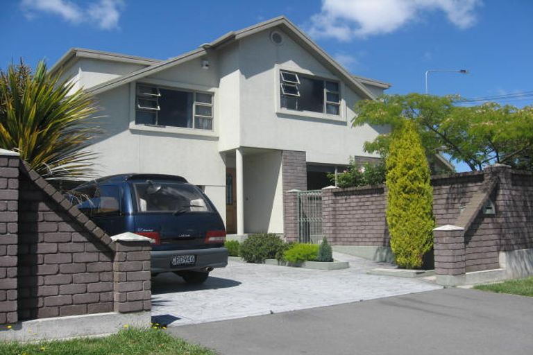 Photo of property in 2 Field Terrace, Upper Riccarton, Christchurch, 8041