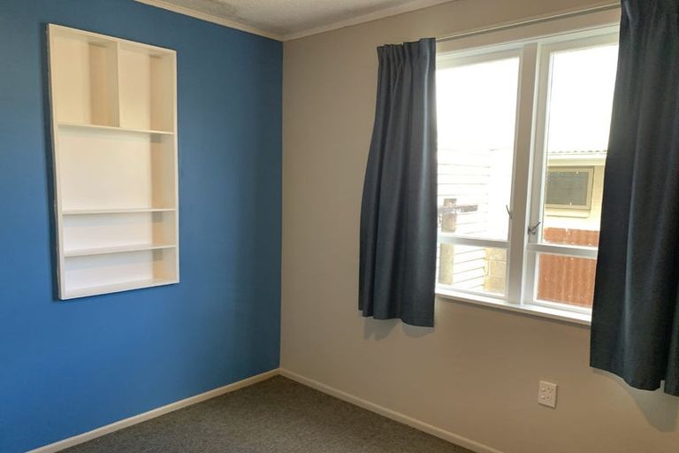 Photo of property in 1 Firth Place, Awapuni, Palmerston North, 4412
