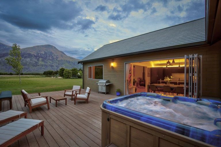 Photo of property in 26 Marshall Avenue, Lake Hayes, Queenstown, 9371