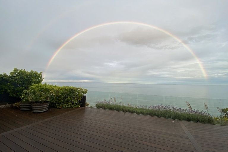 Photo of property in 132 Priestley Terrace, Bluff Hill, Napier, 4110