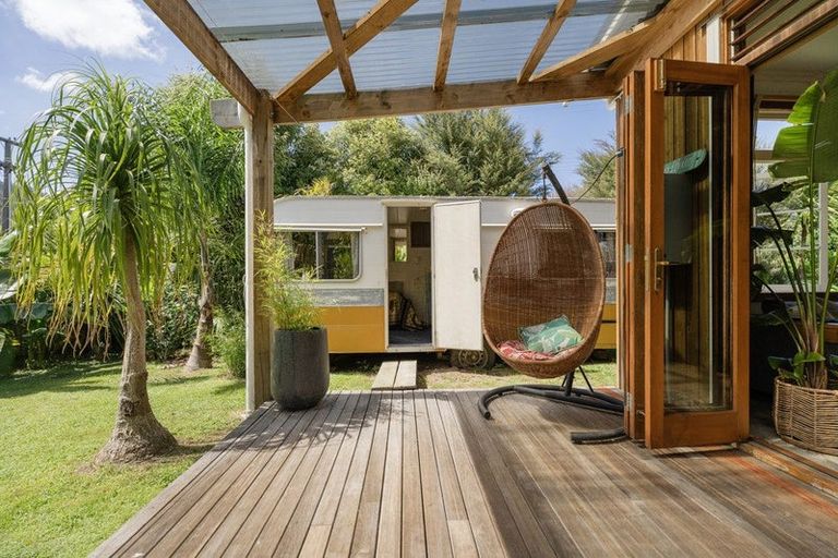 Photo of property in 8 Laycock Road, Tairua, 3508