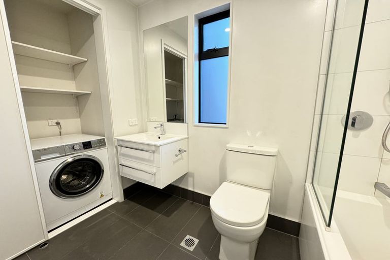 Photo of property in 4/260 Lincoln Road, Addington, Christchurch, 8024