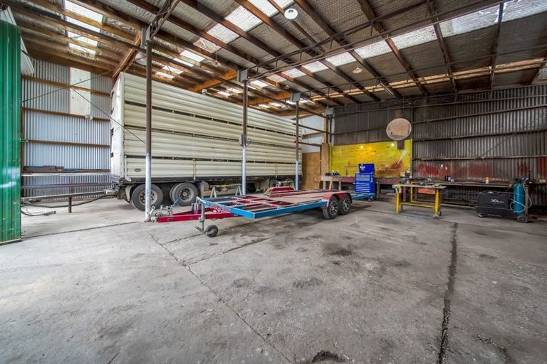 Photo of property in 485 Broadway, Stratford, 4393