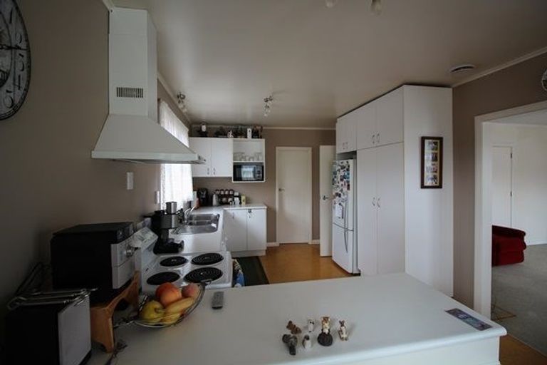 Photo of property in 1/46 Thackeray Street, Trentham, Upper Hutt, 5018