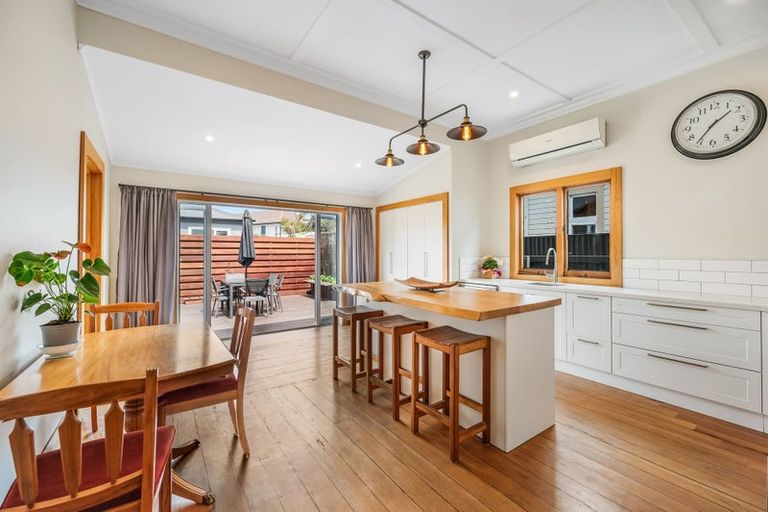 Photo of property in 31 Carnell Street, Napier South, Napier, 4110