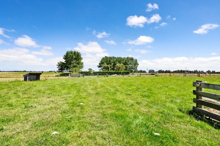 Photo of property in 12 Dowling Road, Longbush, Invercargill, 9871