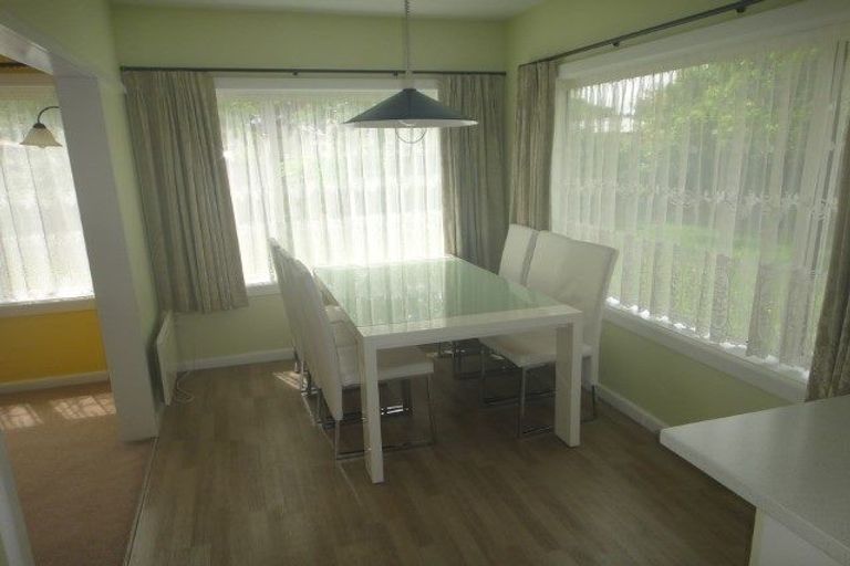 Photo of property in 308 Riccarton Road, Upper Riccarton, Christchurch, 8041