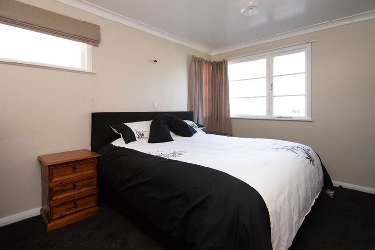 Photo of property in 75 Botanical Road, Takaro, Palmerston North, 4412