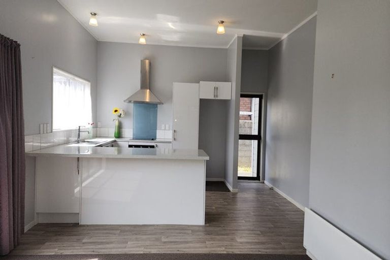 Photo of property in 21 Waione Street, Petone, Lower Hutt, 5012