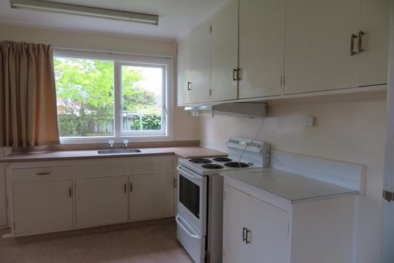 Photo of property in 2/3 Rosebank Terrace, Stoke, Nelson, 7011