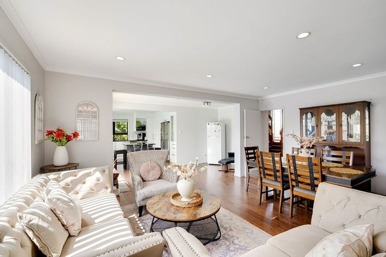 Photo of property in 2 Golf Grove, St Andrews, Hamilton, 3200