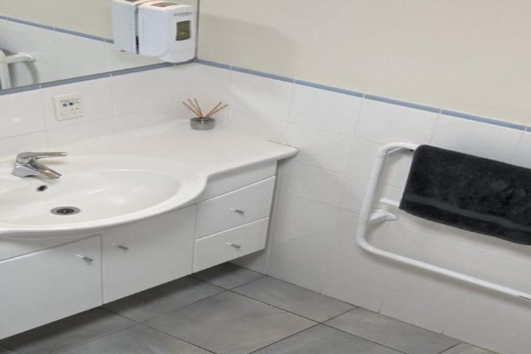 Photo of property in Anchorage Apartments, 101/36 Victoria Road, Mount Maunganui, 3116