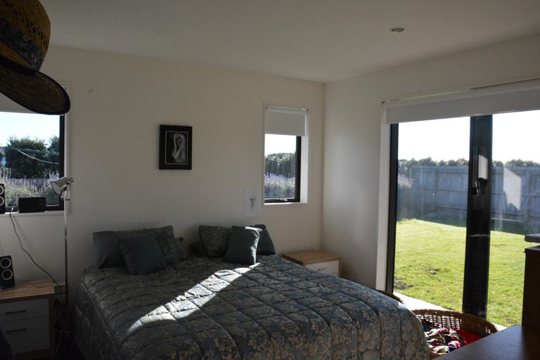 Photo of property in 3 Ta Paora Drive, Bell Block, New Plymouth, 4312