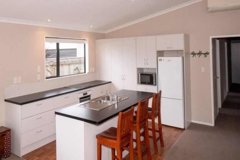 Photo of property in 76 Keeling Street, West End, Palmerston North, 4412