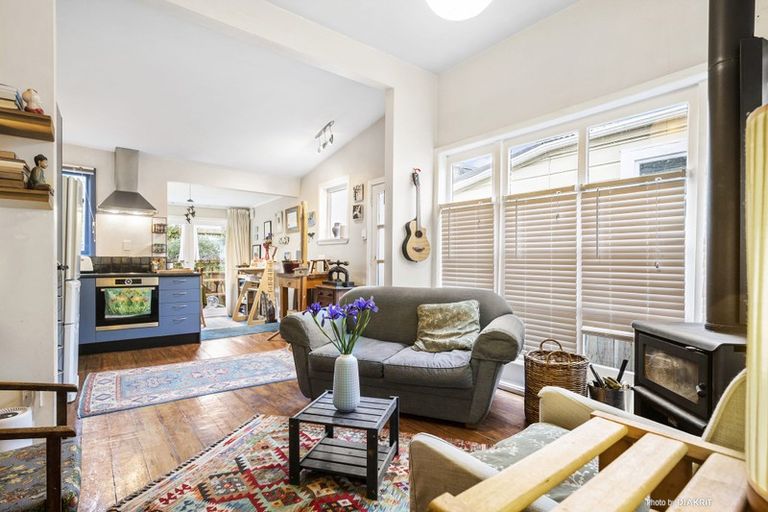 Photo of property in 24 Duppa Street, Berhampore, Wellington, 6023