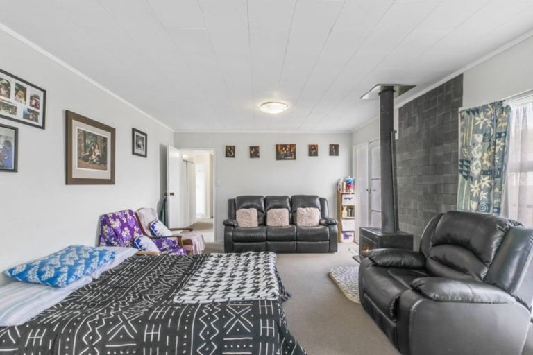 Photo of property in 4 Chantal Place, Red Hill, Papakura, 2110