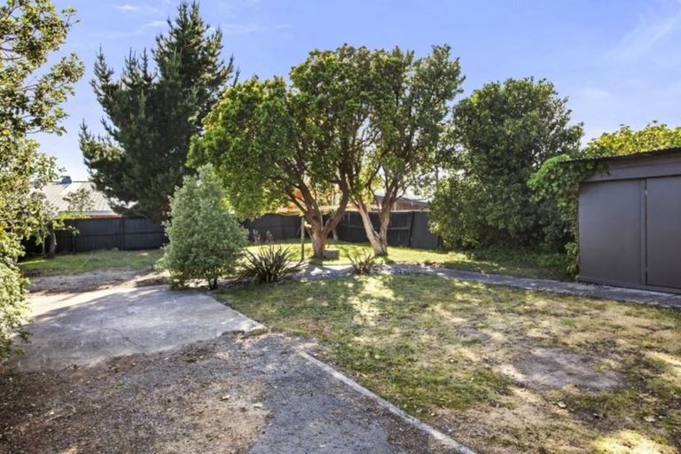 Photo of property in 65 Shortland Street, Wainoni, Christchurch, 8061