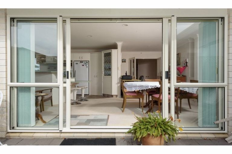 Photo of property in 26 Ngahere Street, Otumoetai, Tauranga, 3110