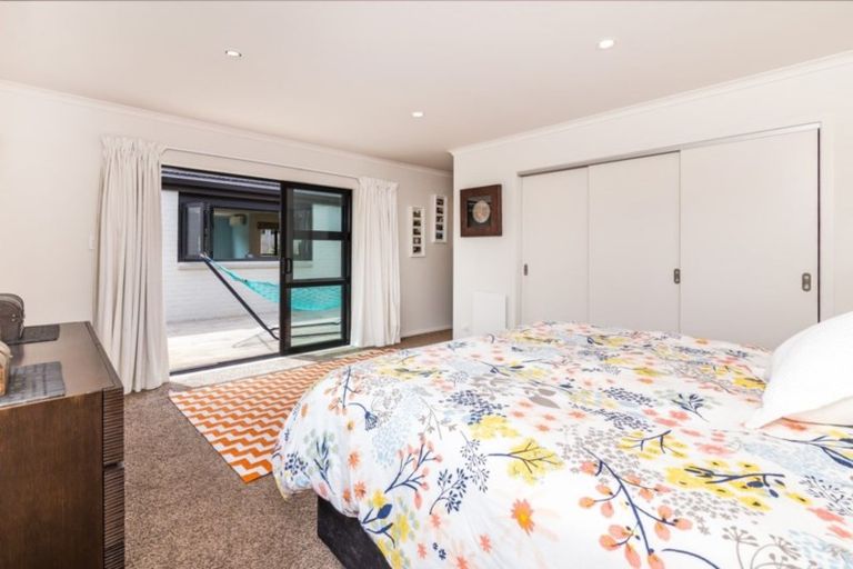 Photo of property in 62 Kenrigg Road, Kinloch, Taupo, 3377