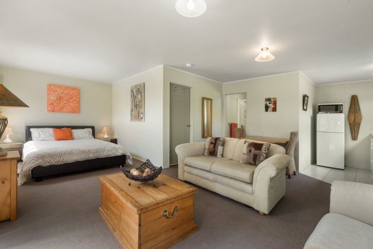 Photo of property in 63 Ongare Point Road, Tahawai, Katikati, 3170