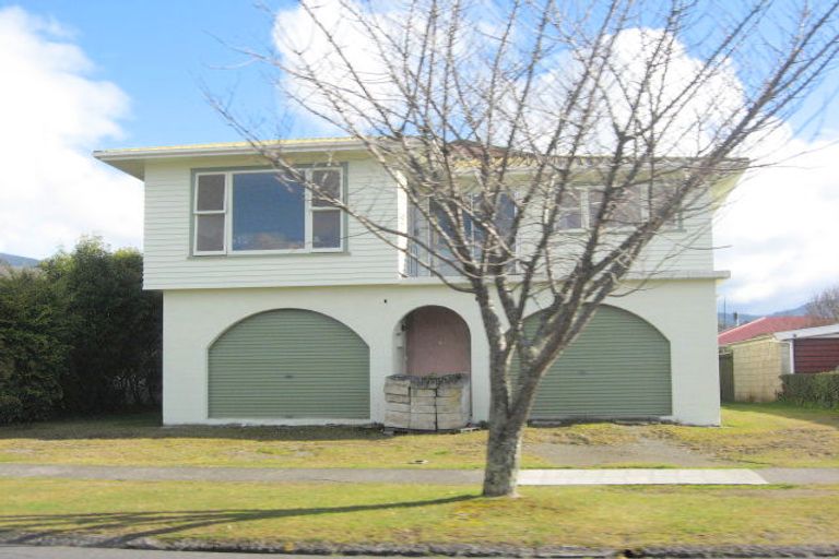 Photo of property in 21 Te Rangitautahanga Road, Turangi, 3334