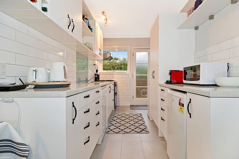 Photo of property in 2/394 Hereford Street, Linwood, Christchurch, 8011