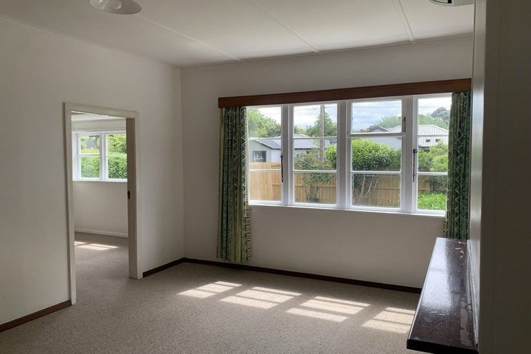 Photo of property in 32 Riley Crescent, Woolston, Christchurch, 8023