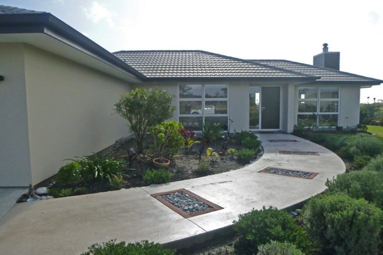 Photo of property in 6 Elley Drive, Carters Beach, Westport, 7825