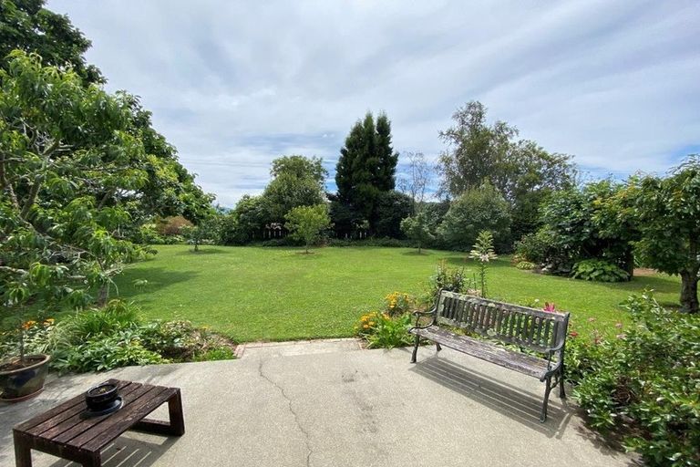 Photo of property in 2 Sunbelt Crescent, Takaka, 7110