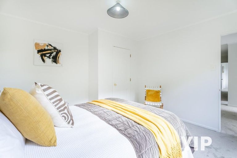 Photo of property in 10 Ellwood Place, Churton Park, Wellington, 6037