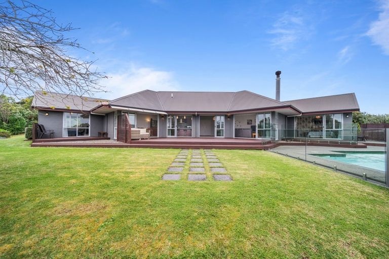 Photo of property in 91 Kaipara Road, Papakura, 2582