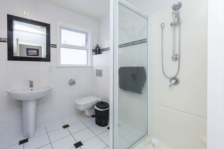 Photo of property in 23 Sunbrae Drive, Silverstream, Upper Hutt, 5019