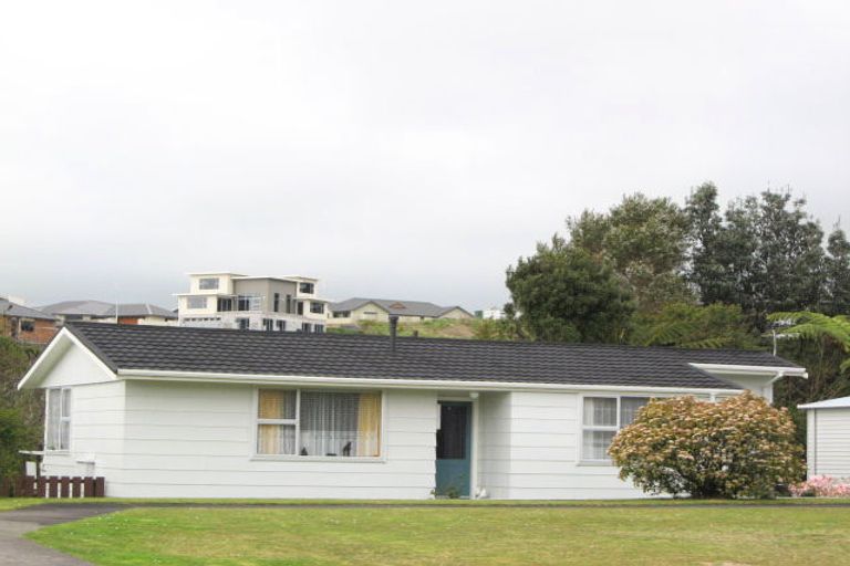 Photo of property in 21 Hartland Place, Welbourn, New Plymouth, 4312