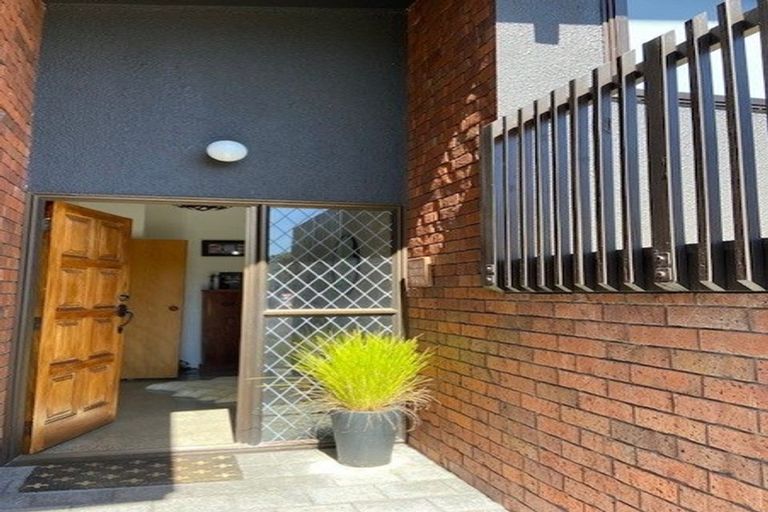 Photo of property in 1 Cumberland Rise, Taradale, Napier, 4112